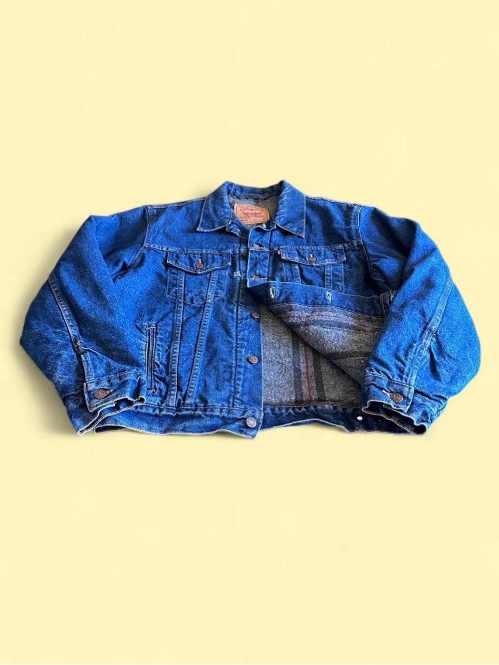 Vintage Levi’s 71506-0316 Lined Denim Trucker Jacket Men’s 44R Made in USA